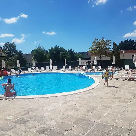 Lägenhet Studio Geri Slăntjev Brjag